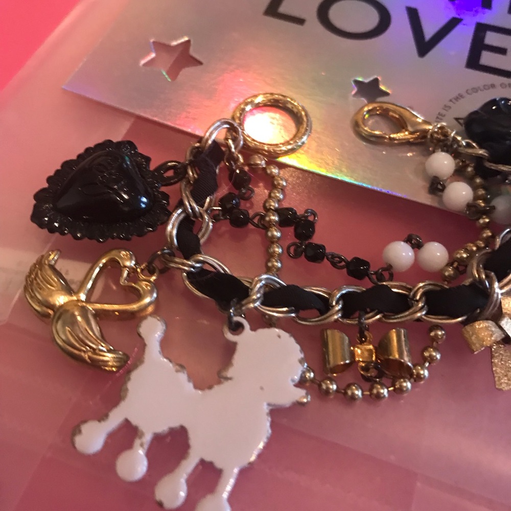 Betsey Johnson poodle bracelet swan charm vtg B22